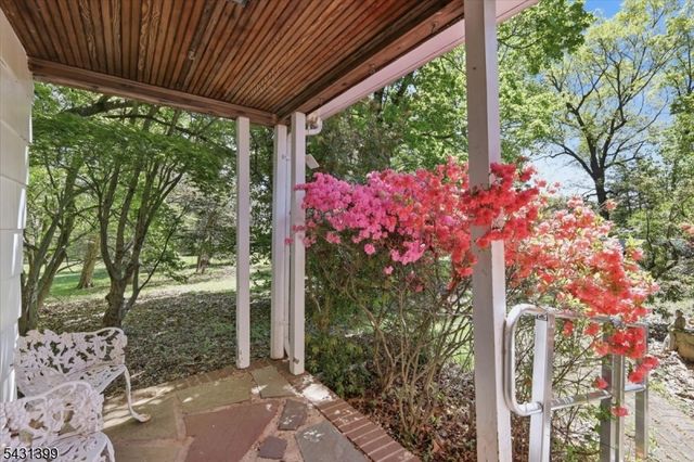 9 Roosevelt Rd, Readington Twp., NJ 08889