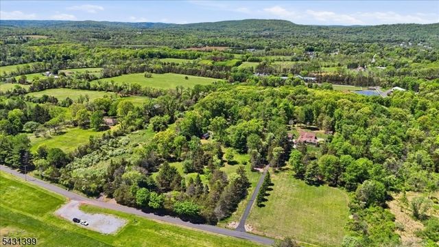 9 Roosevelt Rd, Readington Twp., NJ 08889