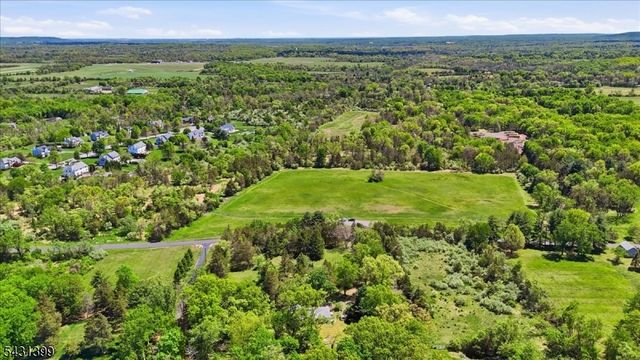 9 Roosevelt Rd, Readington Twp., NJ 08889