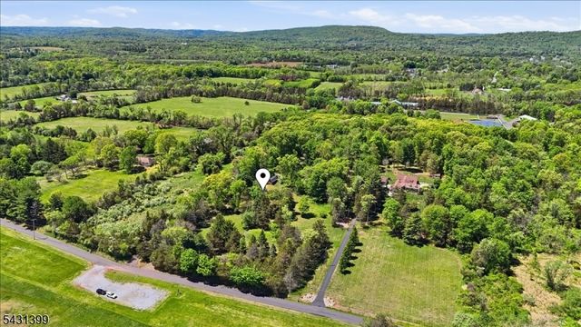 9 Roosevelt Rd, Readington Twp., NJ 08889
