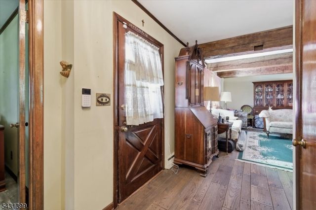 9 Roosevelt Rd, Readington Twp., NJ 08889