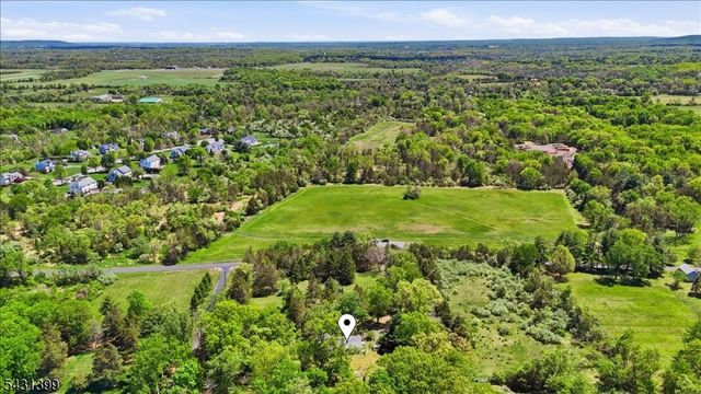 9 Roosevelt Rd, Readington Twp., NJ 08889