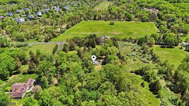 9 Roosevelt Rd, Readington Twp., NJ 08889