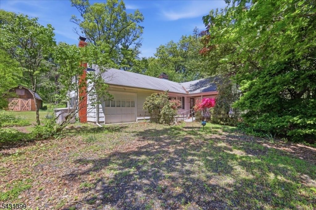 9 Roosevelt Rd, Readington Twp., NJ 08889