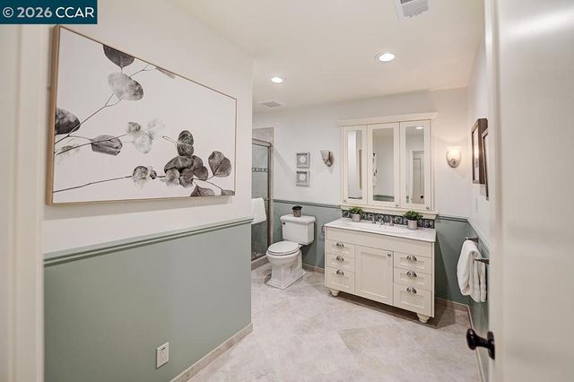 925 Terra California Dr 6, Walnut Creek, CA 94595