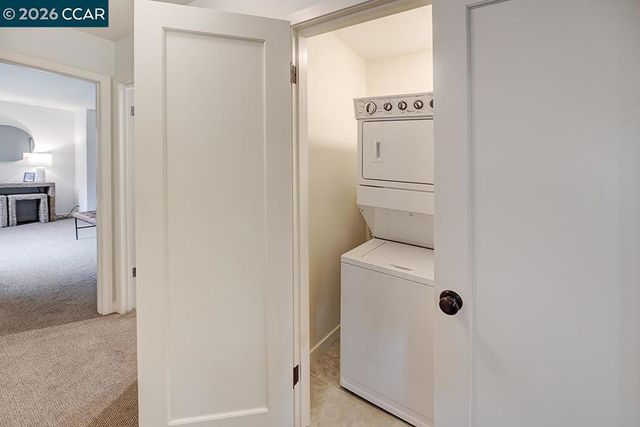 925 Terra California Dr 6, Walnut Creek, CA 94595
