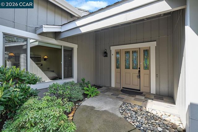925 Terra California Dr 6, Walnut Creek, CA 94595