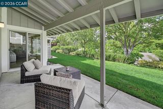 925 Terra California Dr 6, Walnut Creek, CA 94595