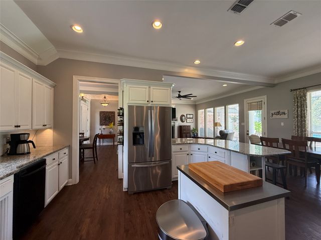 2100 Forest Hills Boulevard, Haughton, LA 71037
