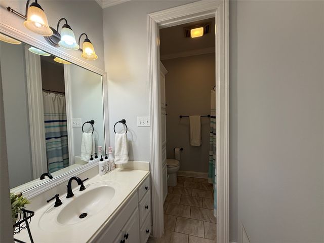 2100 Forest Hills Boulevard, Haughton, LA 71037