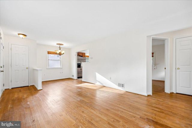 5710 QUEBEC ST, College Park, MD 20740