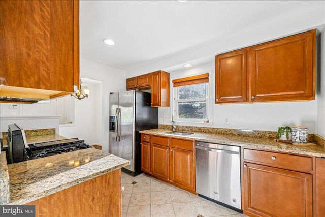 5710 QUEBEC ST, College Park, MD 20740