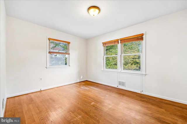 5710 QUEBEC ST, College Park, MD 20740