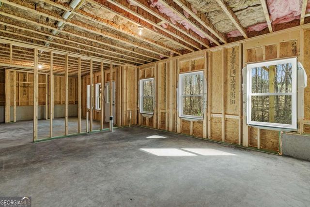 891 Eastman Court, Hoschton, GA 30548