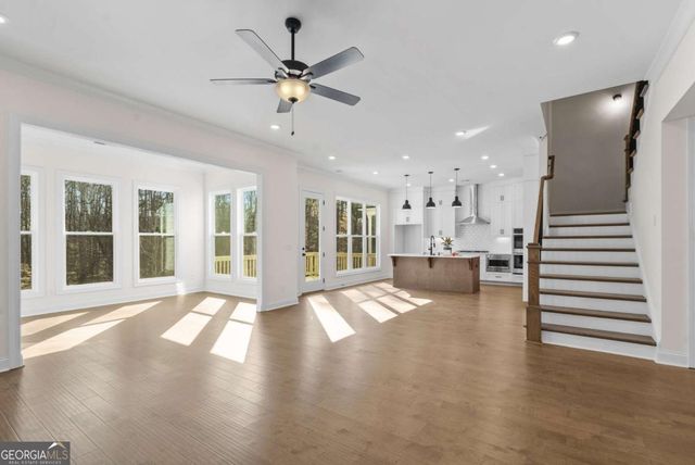 891 Eastman Court, Hoschton, GA 30548