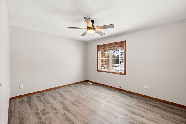 7086 SE 29th Avenue, Pleasant Hill, IA 50327