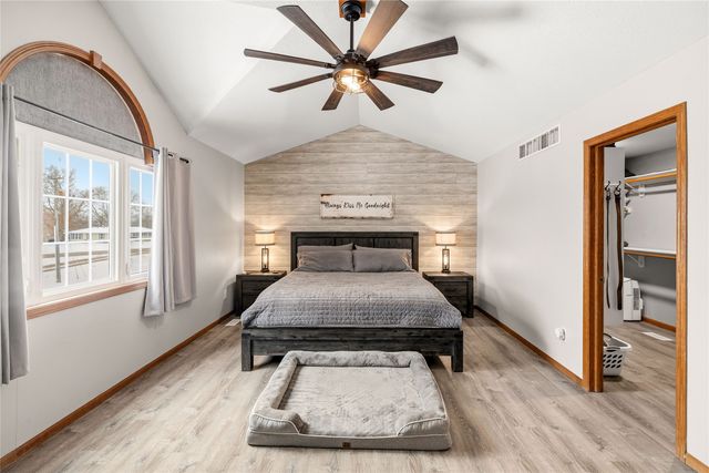 7086 SE 29th Avenue, Pleasant Hill, IA 50327