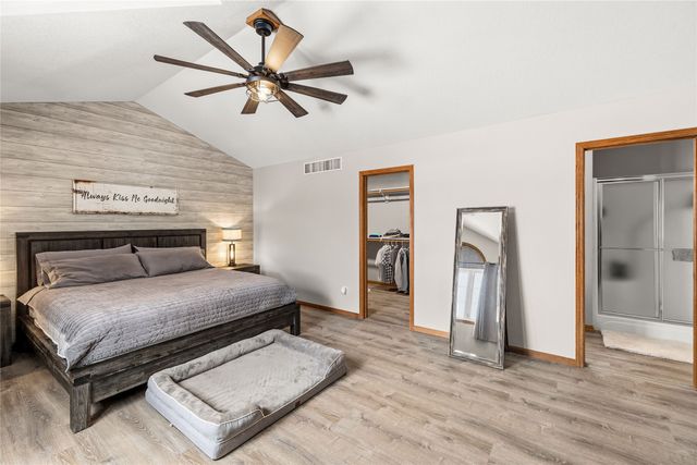 7086 SE 29th Avenue, Pleasant Hill, IA 50327