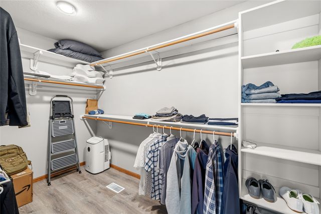 7086 SE 29th Avenue, Pleasant Hill, IA 50327