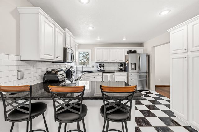 7086 SE 29th Avenue, Pleasant Hill, IA 50327