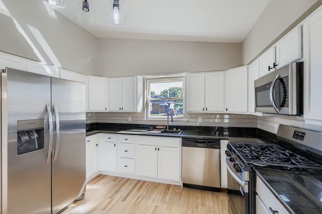 9328 S Parnell Avenue, Chicago, IL 60620