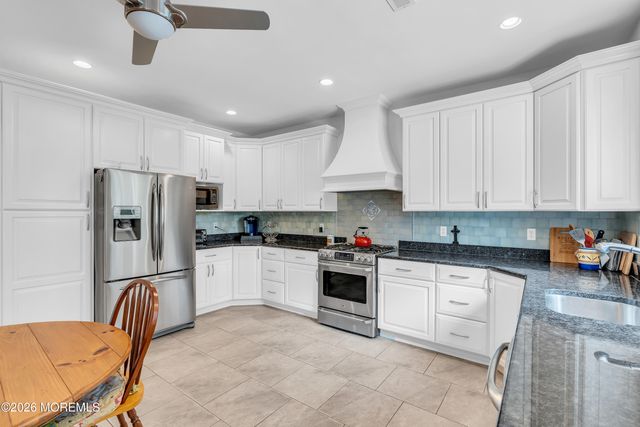 1607 Twin Lakes Drive, Manasquan, NJ 08736
