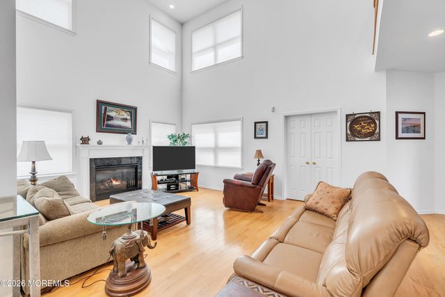 1607 Twin Lakes Drive, Manasquan, NJ 08736