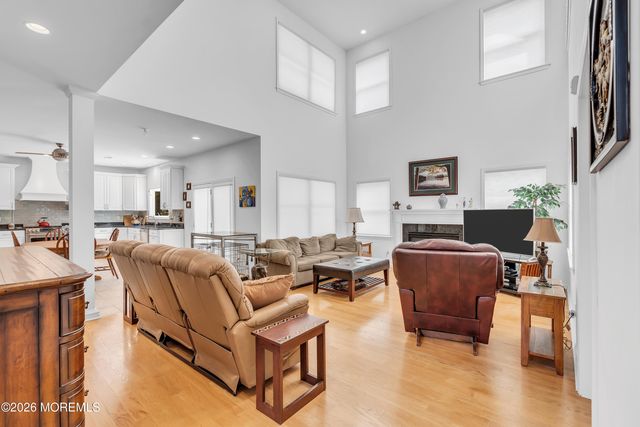 1607 Twin Lakes Drive, Manasquan, NJ 08736
