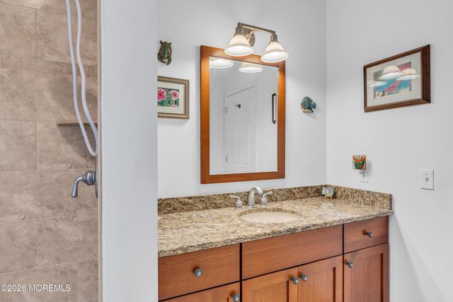 1607 Twin Lakes Drive, Manasquan, NJ 08736