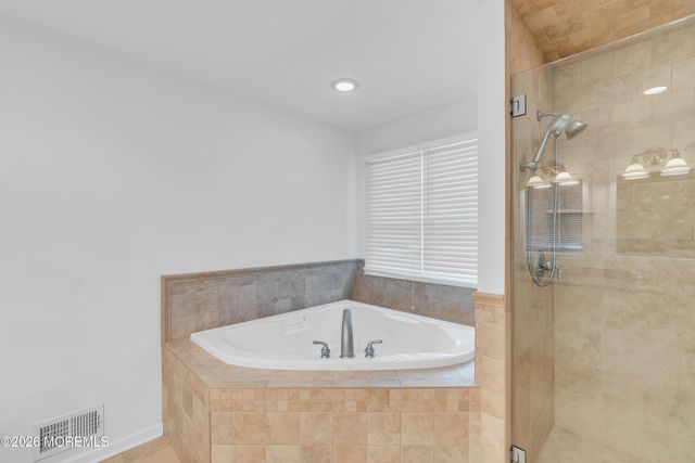 1607 Twin Lakes Drive, Manasquan, NJ 08736