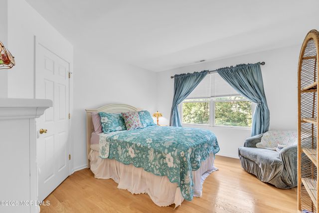 1607 Twin Lakes Drive, Manasquan, NJ 08736