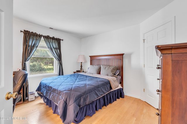 1607 Twin Lakes Drive, Manasquan, NJ 08736