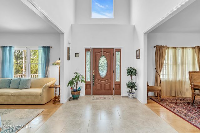 1607 Twin Lakes Drive, Manasquan, NJ 08736