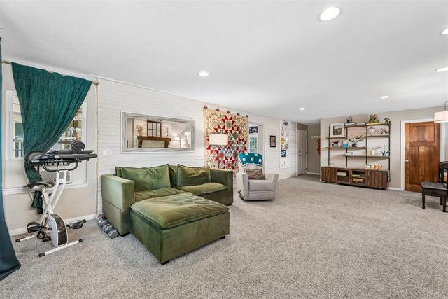 2713 NW 42nd Street, Oklahoma City, OK 73112