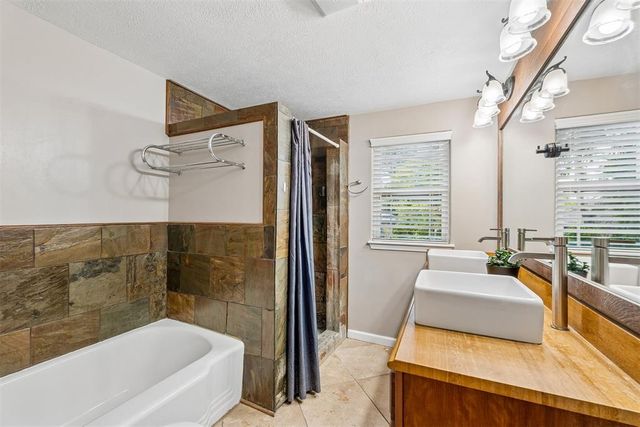 2713 NW 42nd Street, Oklahoma City, OK 73112