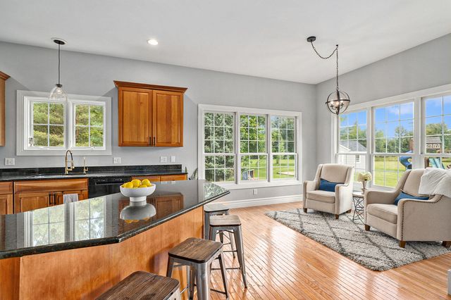 7812 Fountain Hills Lane, Springfield Twp, MI 48350