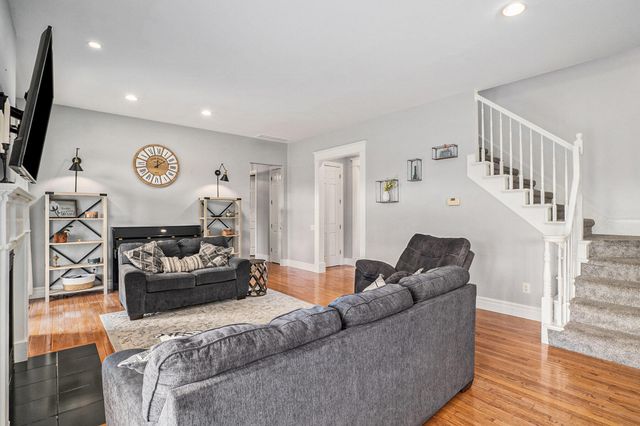 7812 Fountain Hills Lane, Springfield Twp, MI 48350