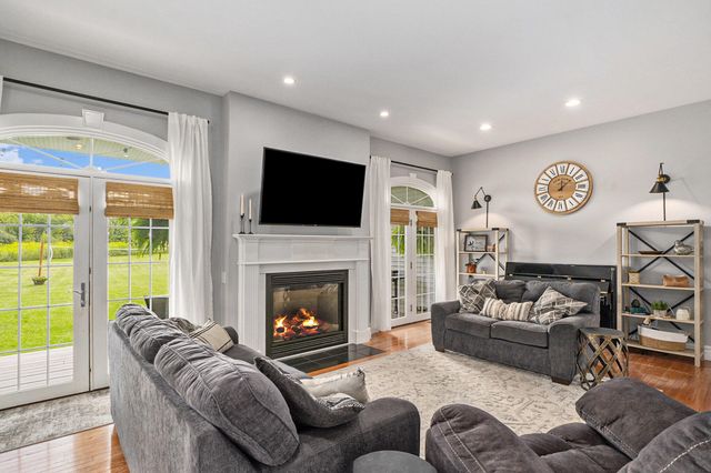 7812 Fountain Hills Lane, Springfield Twp, MI 48350