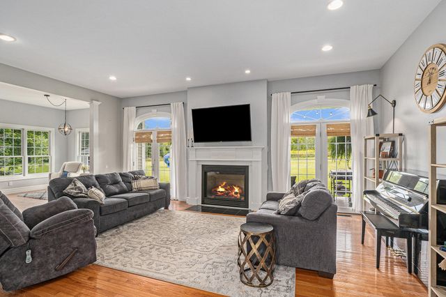 7812 Fountain Hills Lane, Springfield Twp, MI 48350