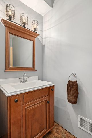 7812 Fountain Hills Lane, Springfield Twp, MI 48350