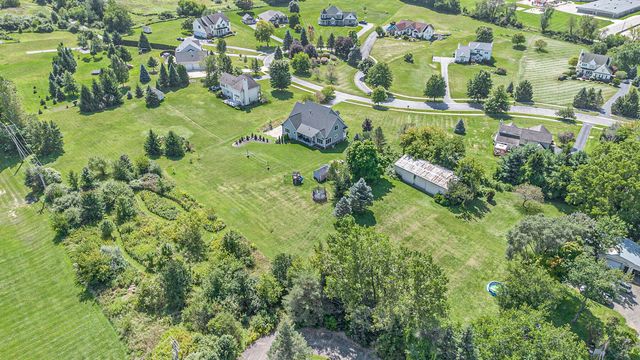 7812 Fountain Hills Lane, Springfield Twp, MI 48350