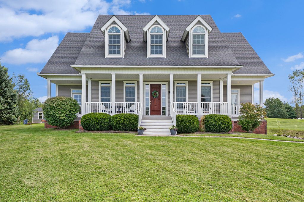 7812 Fountain Hills Lane, Springfield Twp, MI 48350