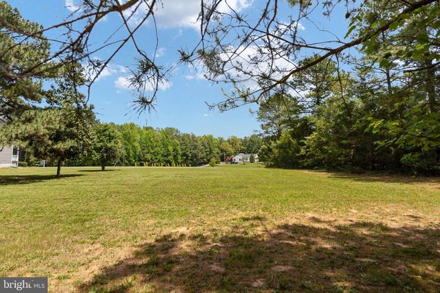 22088 LANDORA BRIDGE RD, Ruther Glen, VA 22546