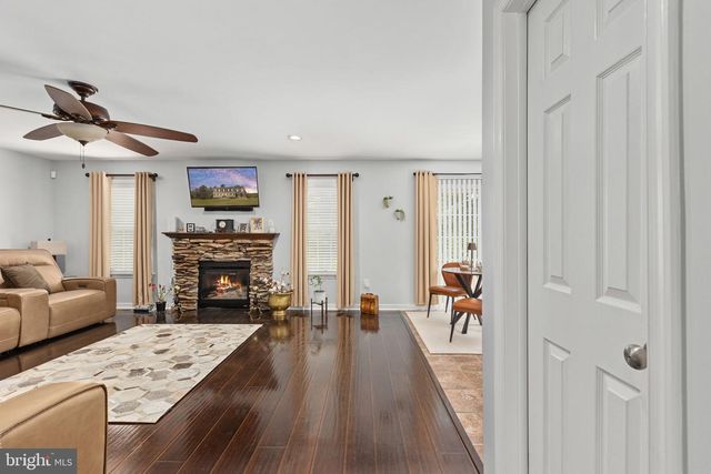 22088 LANDORA BRIDGE RD, Ruther Glen, VA 22546