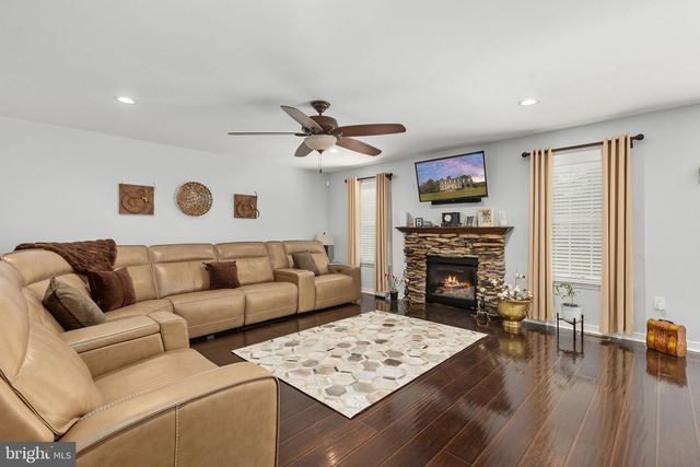 22088 LANDORA BRIDGE RD, Ruther Glen, VA 22546
