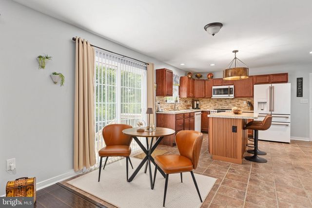 22088 LANDORA BRIDGE RD, Ruther Glen, VA 22546