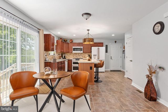 22088 LANDORA BRIDGE RD, Ruther Glen, VA 22546