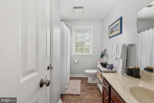 22088 LANDORA BRIDGE RD, Ruther Glen, VA 22546