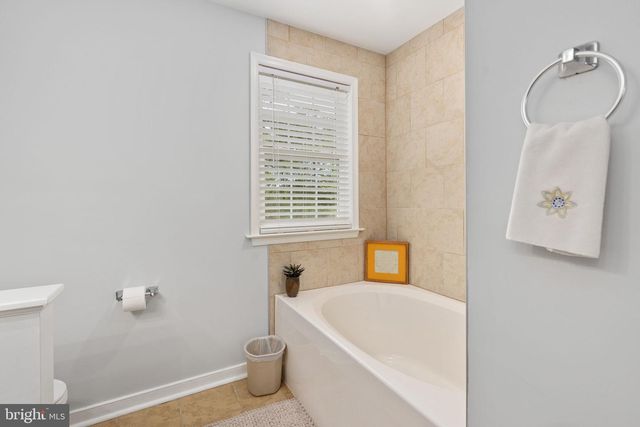 22088 LANDORA BRIDGE RD, Ruther Glen, VA 22546