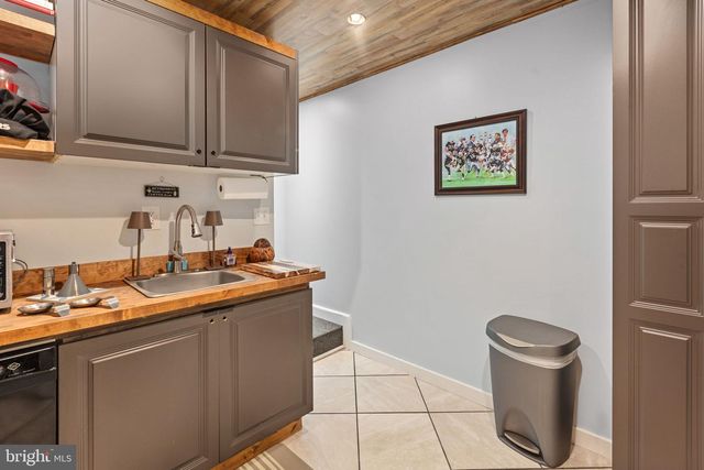 22088 LANDORA BRIDGE RD, Ruther Glen, VA 22546